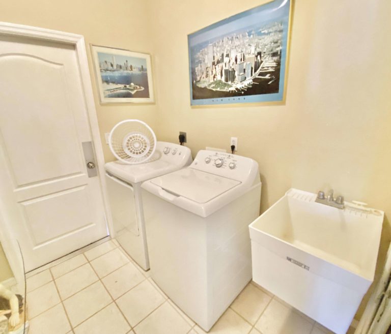 i027527 preview 768x657